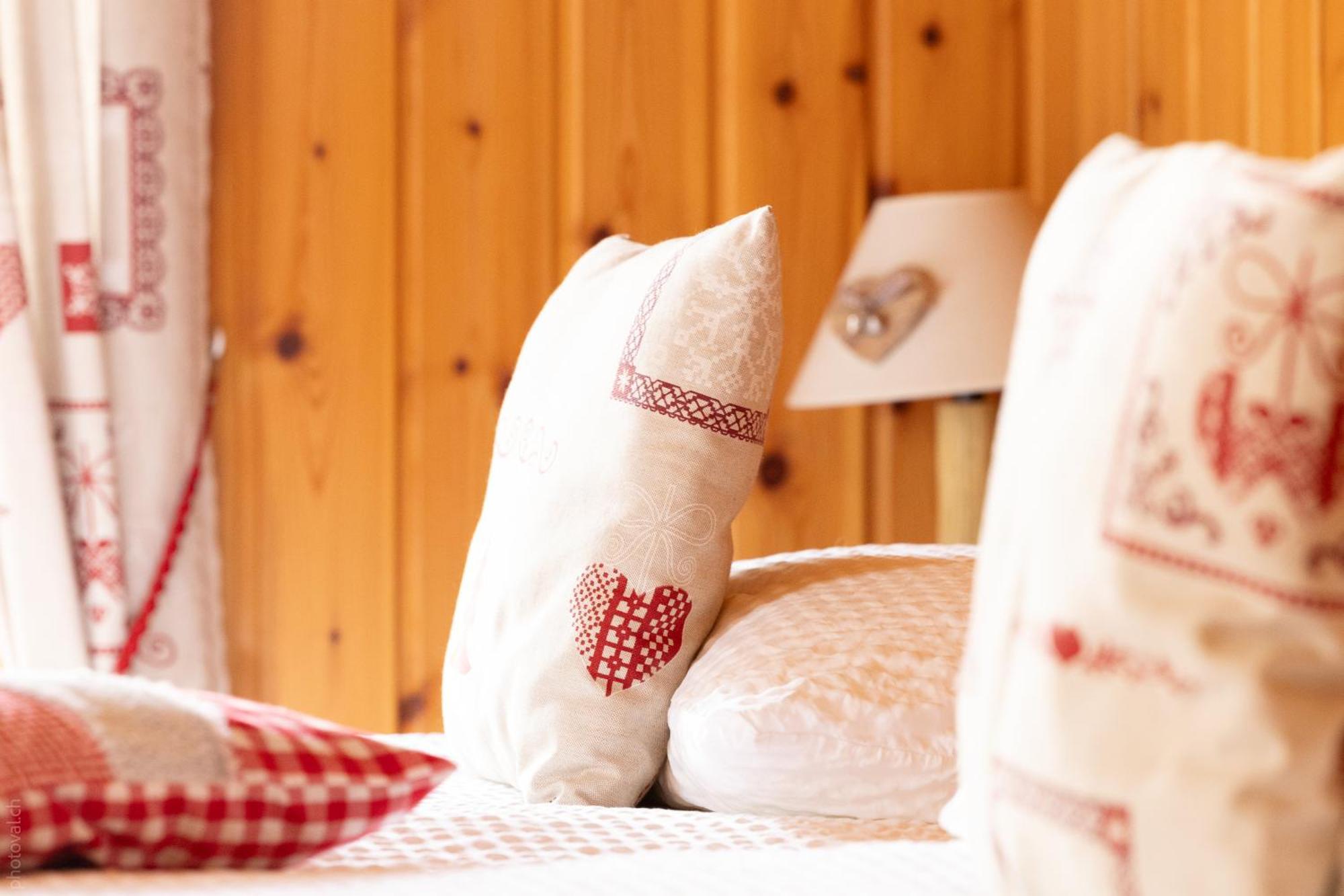 Hotel Dents De Veisivi Haudères Εξωτερικό φωτογραφία